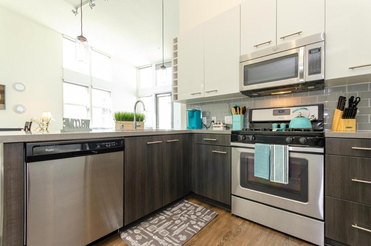 Charming 3 Bedroom With Pool Near Convention Center *