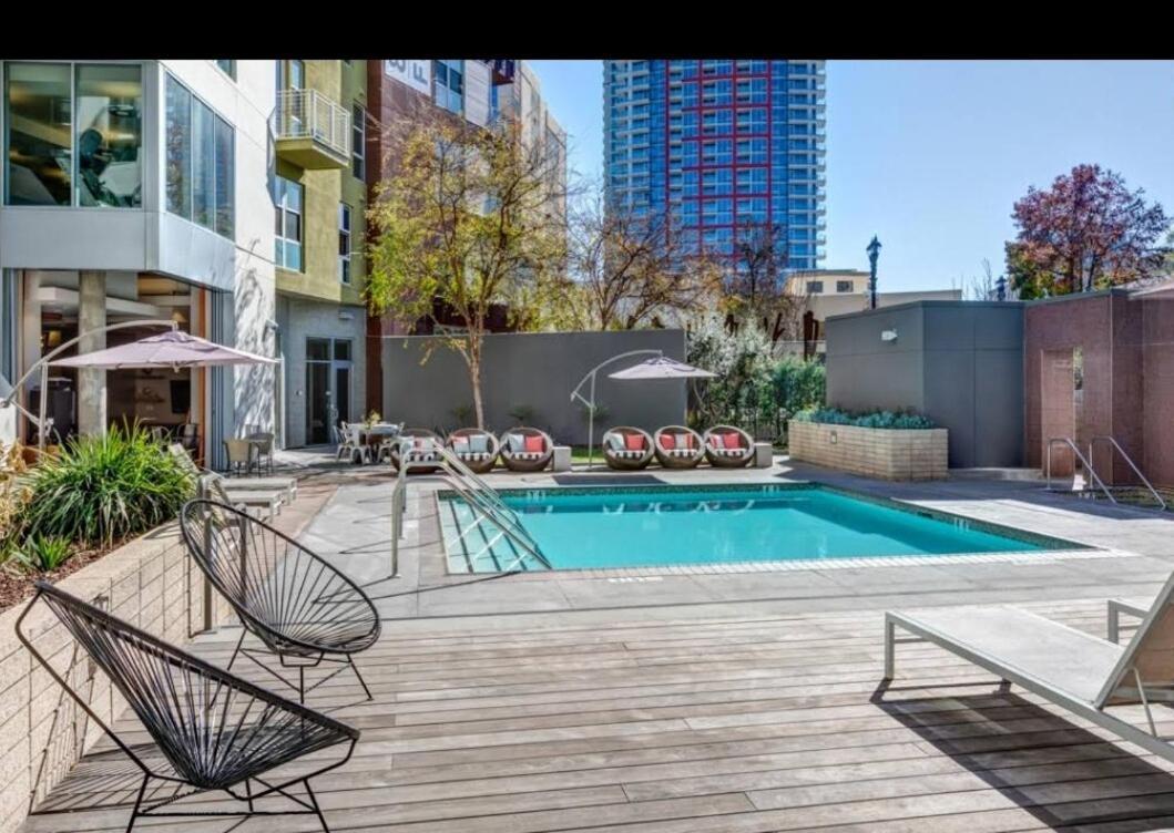 Charming 3 Bedroom With Pool Near Convention Center *