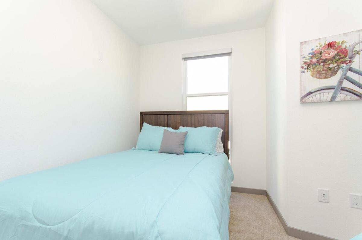 Charming 3 Bedroom With Pool Near Convention Center